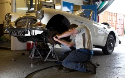 What Types of Services Are Typically Offered by Mobile Mechanics in Mobile Car Repair?